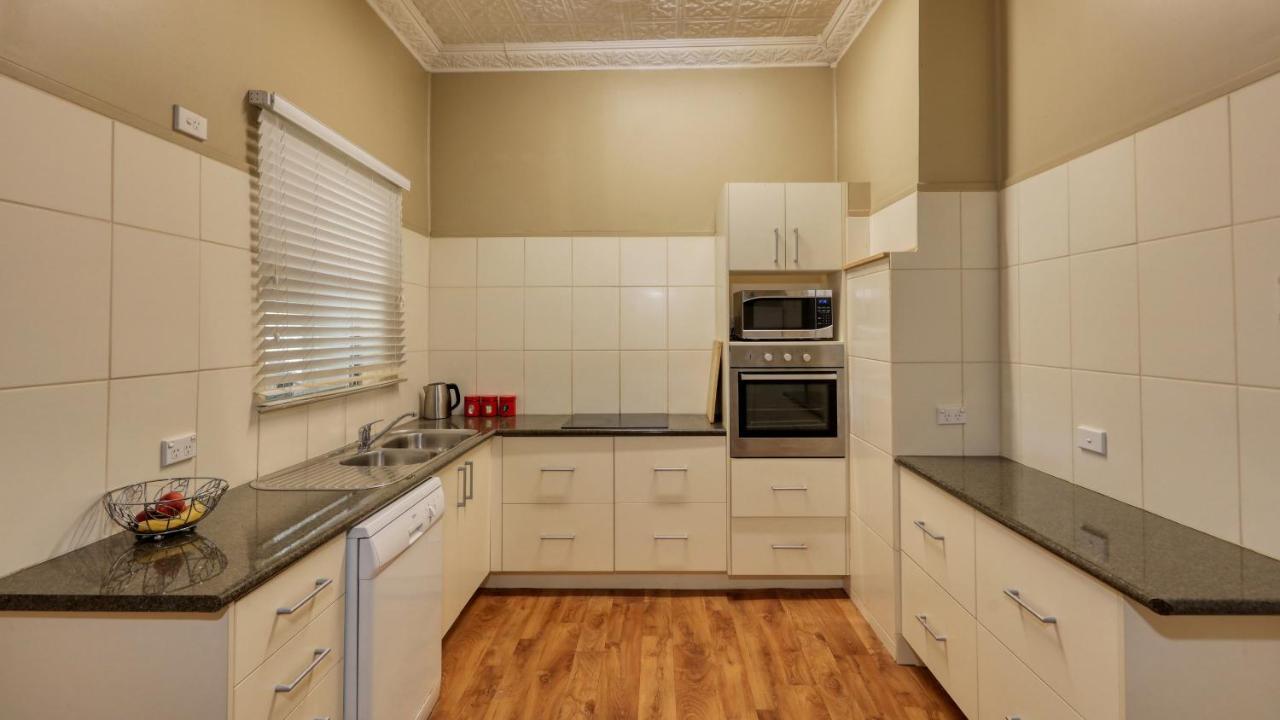Canowindra Riverview Motel ภายนอก รูปภาพ